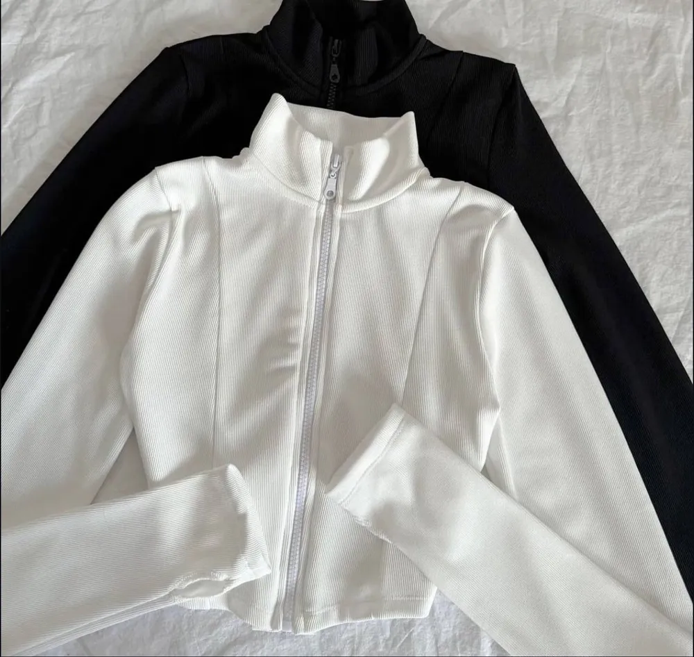 Кофта 2581411 Fabrika