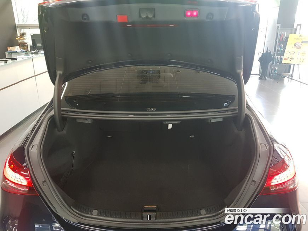 Mercedes-Benz E-Class W213 E250 Exclusive (04.2022)