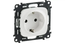 Розетка Legrand Valena Allure с лицевой панелью белая (автоматические клеммы) 753721