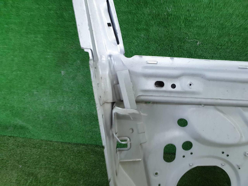 Дверь передняя правая VW Golf 5 (2003-2009)