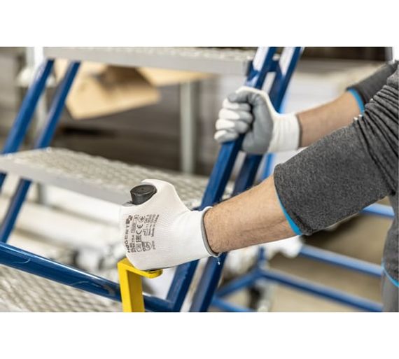 Перчатки рабочие с нитриловым покрытием GLAN Högert, арт. HT5K754