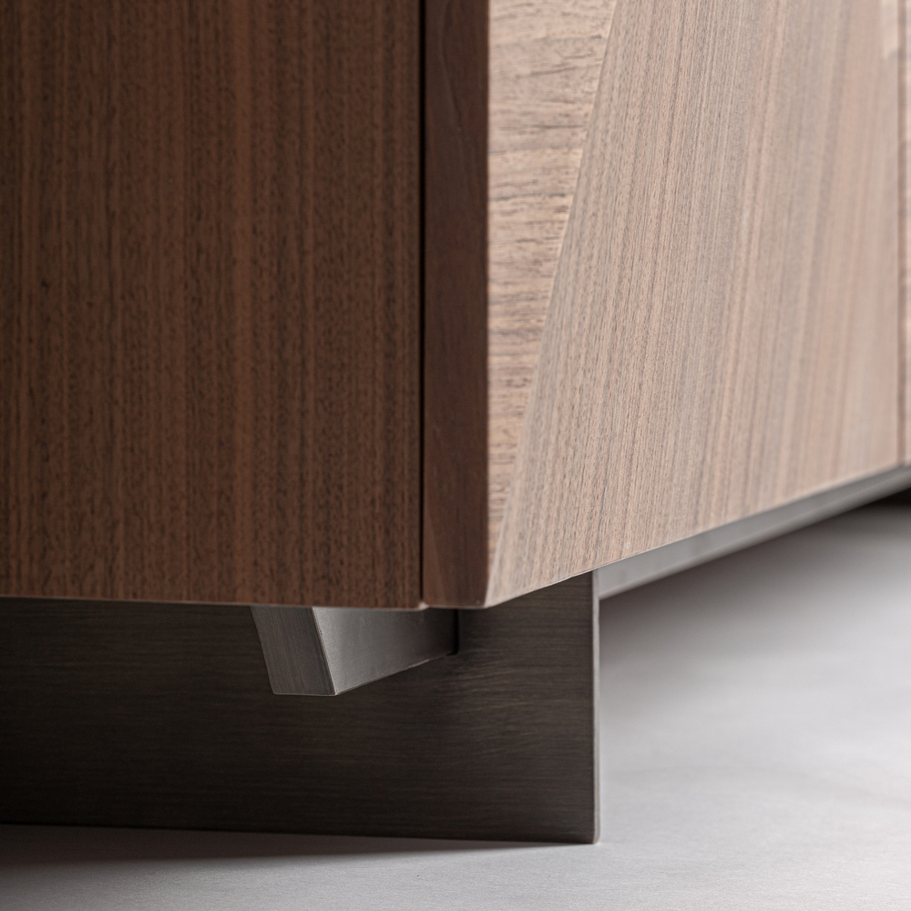 Сервант 37544