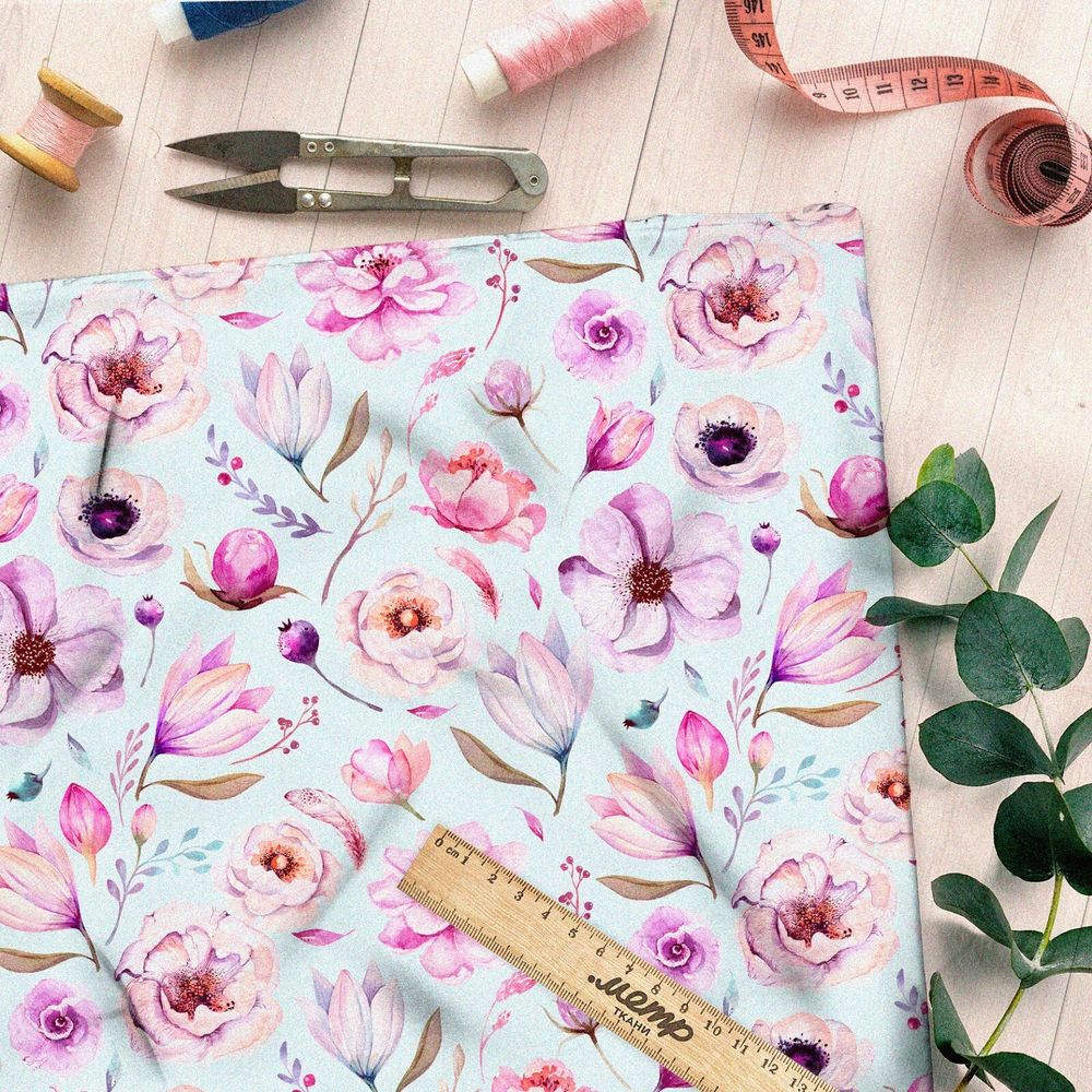 Ткань габардин летние букеты с листьями и бутонами