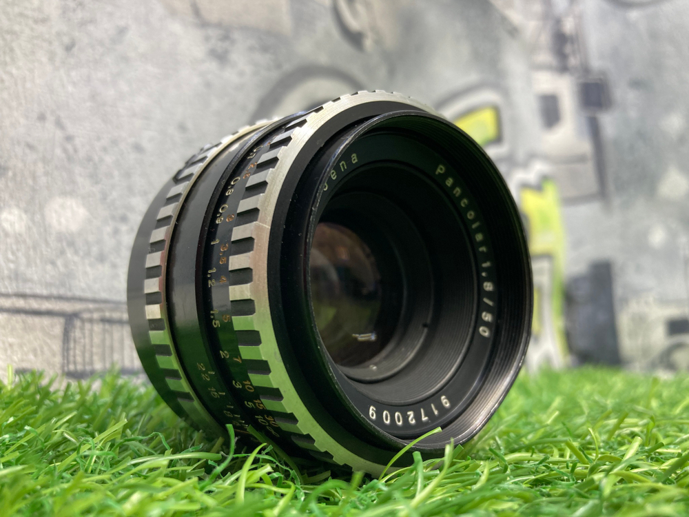 Carl Zeiss Jena Pancolar 1.8/50mm