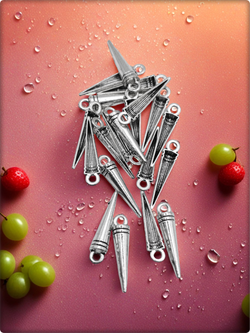 Подвески для рукоделия "Пики, конусы, шипы" серебристые.