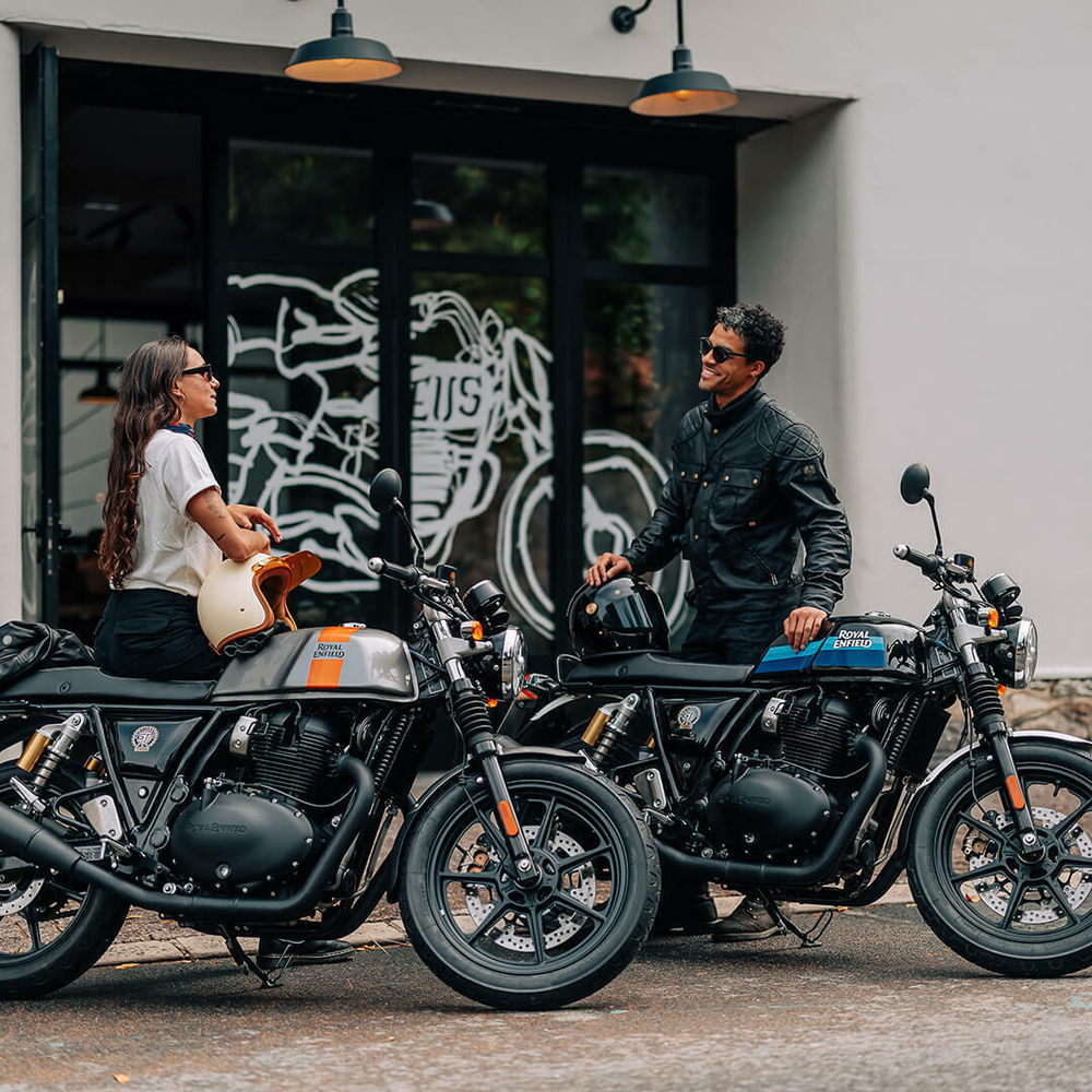 Royal Enfield Continental GT 650 Apex Grey (Black Alloy)