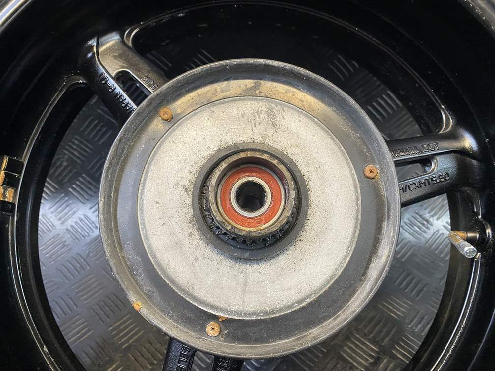 Колесо заднее Yamaha FJR1300A RP13A 2010