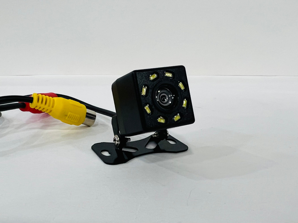 Камера заднего вида TR-101 8LED AHD, 12v, 720р, 8 диодов, черный, CAM RE, TG (1 шт.)