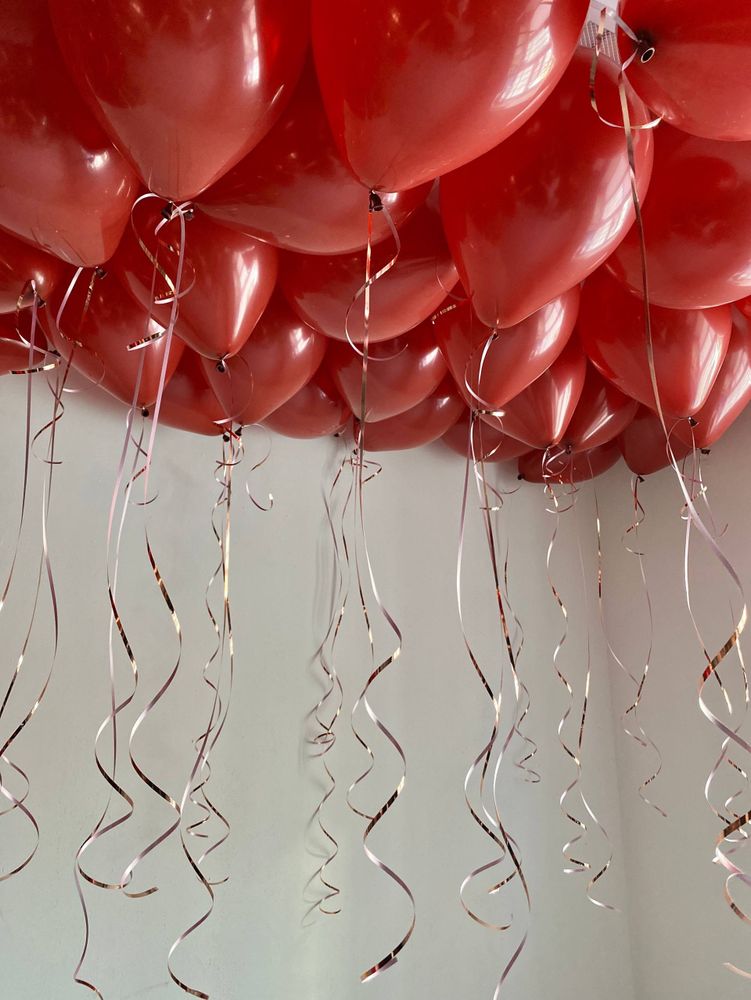 Воздушные гелиевые шары под потолок красный королевский №4715