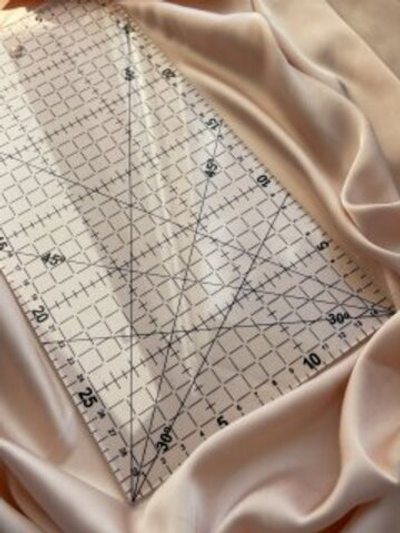 Линейка Пэчворк черная 15х30 см