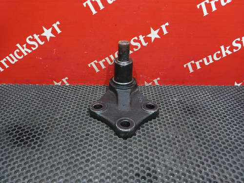 Кронштейн стойки стабилизатора 2024г