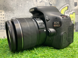 Canon 600D kit 18-55mm 3.5-5.6 IS II 79.400 кадров
