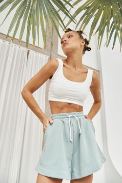 Шорты укороченные в цвете холодная мята