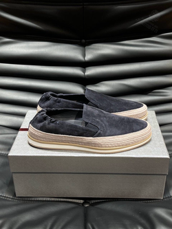 Слипоны Prada