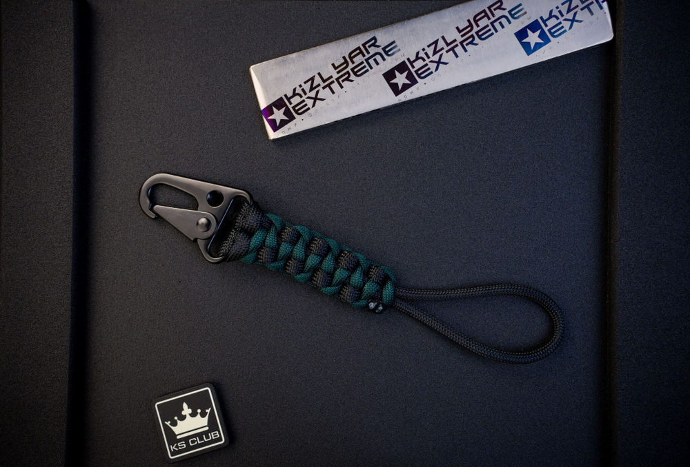 Тактический паракорд с карабином