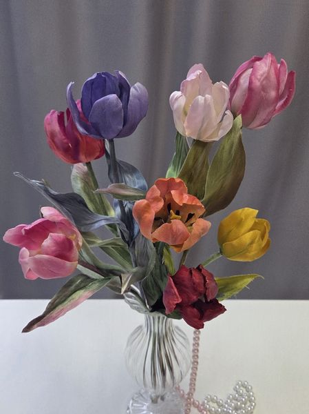 Тюльпан. Искусство формы и пластики. Очный мастер-класс в студии Silk Blossom