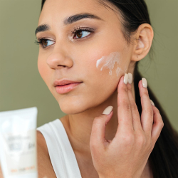 24 Be loved.Be smart Маска для лица питательная 50мл для кожи любого типа и возраста