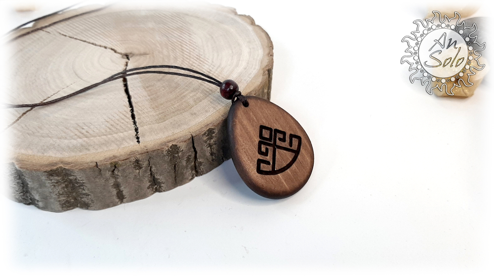 Оберег-капля "Лельник" из кедра