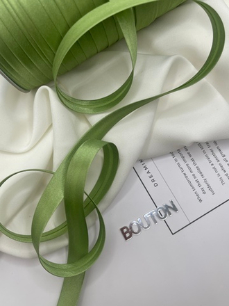 Косая бейка "Gamma" GK-12P 11 - 12 мм №126 зелёный