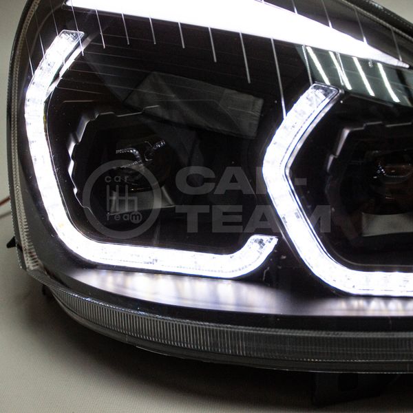 Фары Лада Приора передние в стиле BMW с 4-мя Bi LED модулями и плавающими поворотниками, черная маска (Китай)