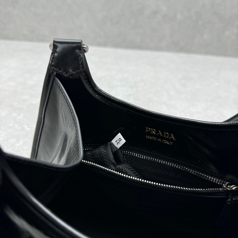 Prada Bag 32 cm