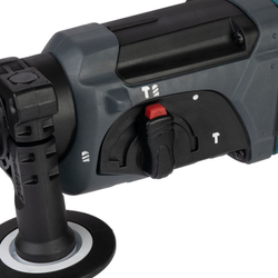 Перфоратор Makita HR2470 780 Вт