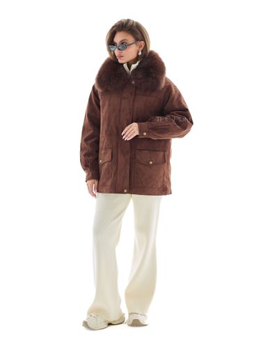 Шоколадный пуховик из эко-замши с мехом песца и кожаным воротником