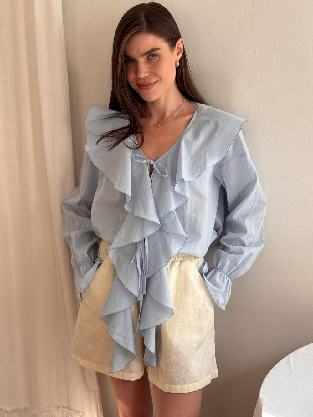 Блузка со свободными  воланами для кормящих мам, Голубой