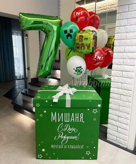 Коробка с шарами Пиксели Майнкрафт