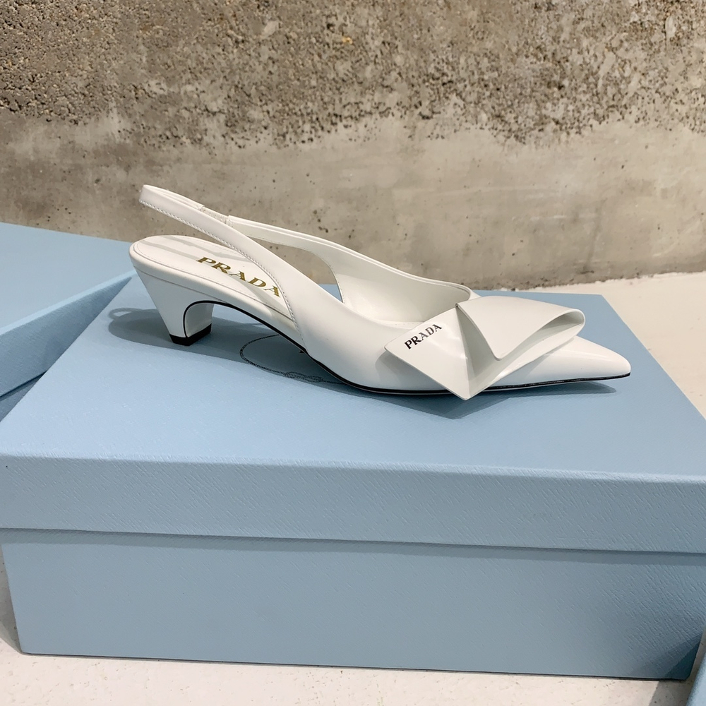 Prada Pumps