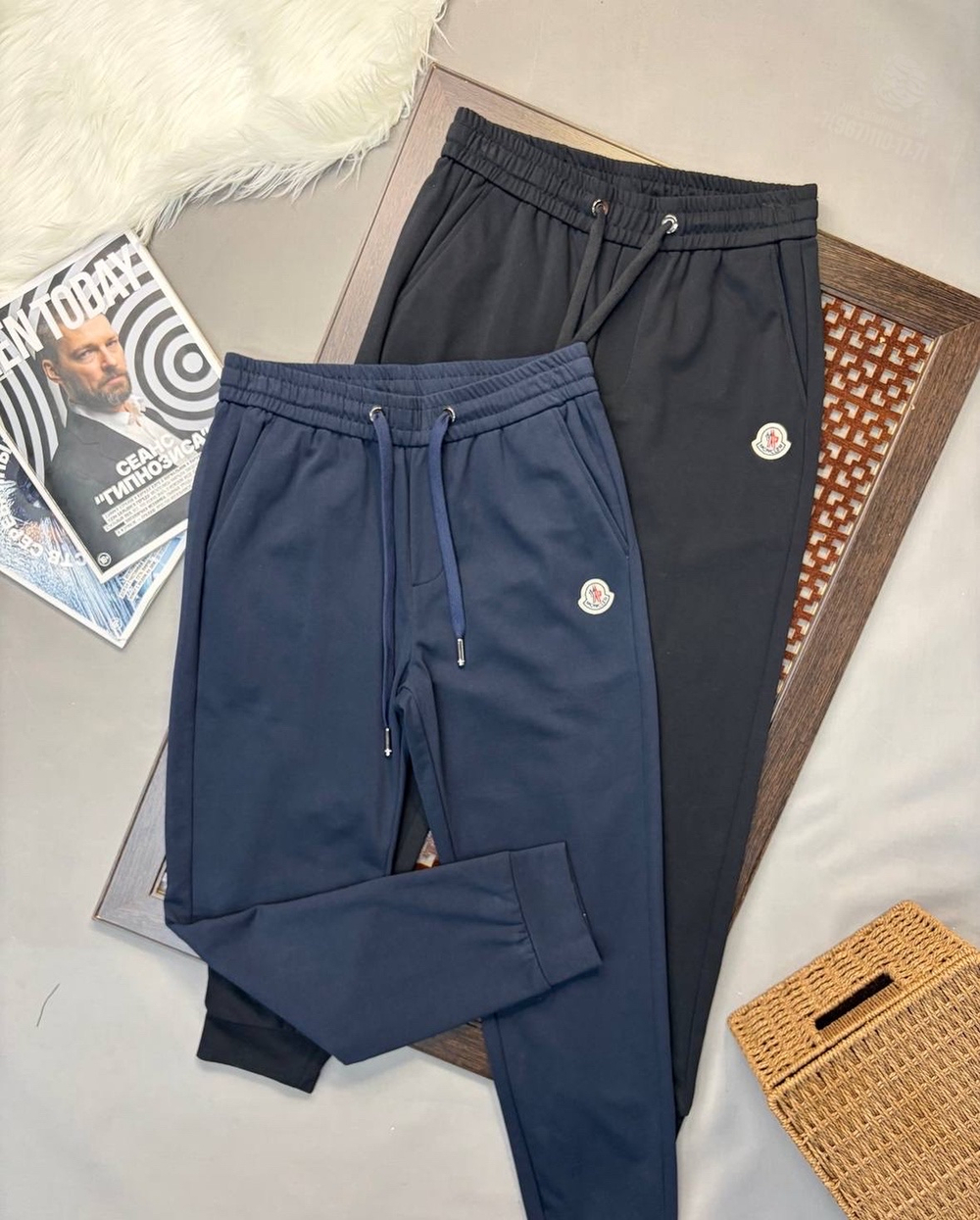 Спортивные штаны Moncler