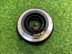 Canon EF 28-135mm 3.5-5.6 IS USM