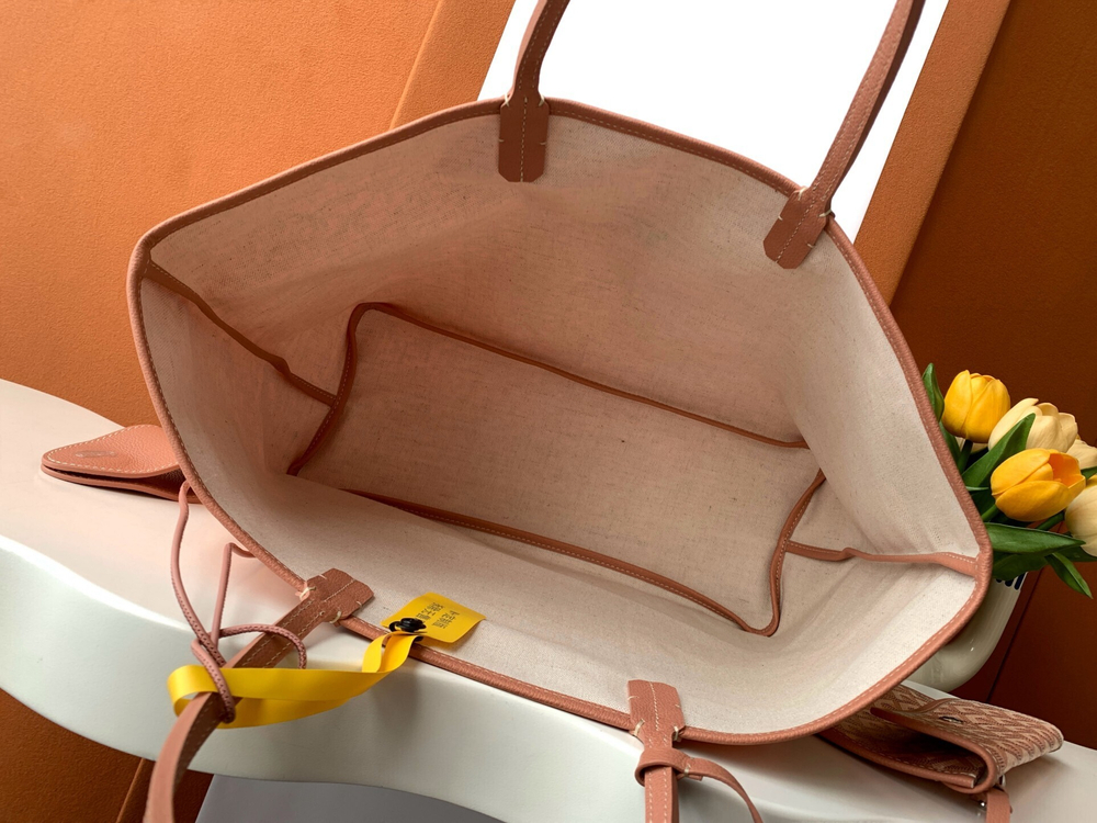 Goyard Saint Louis PM Bag