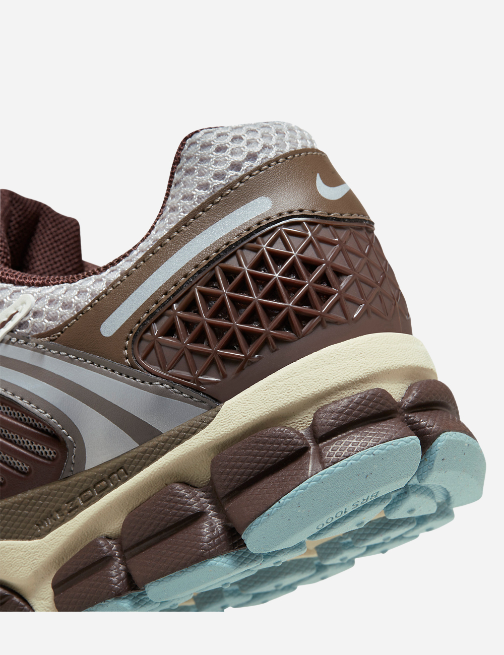 Asics vomero sales
