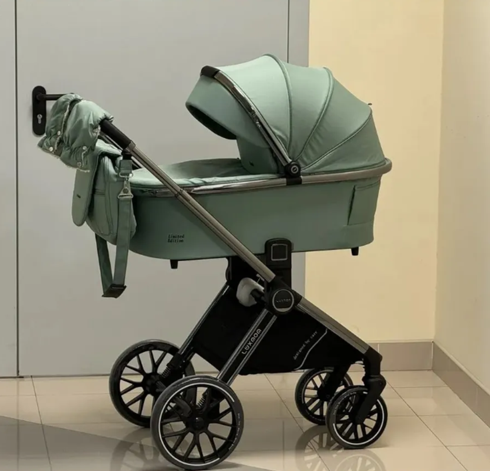 Детская коляска Luxmom 777 2в1 зеленый