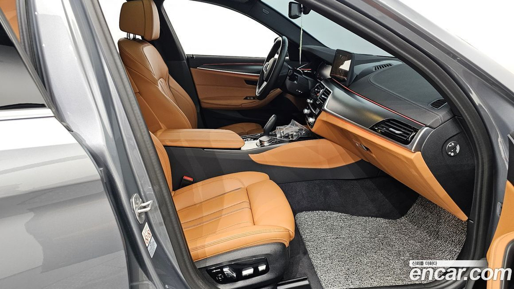 BMW 5 Series (G30) 520i M Sports (10.2022)