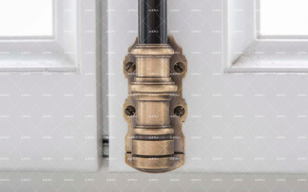 Штанга кремоны оконной крепеж