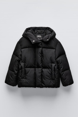 ZARA СТЕГАНАЯ КУРТКА С КАПЮШОНОМ, ЧЕРНЫЙ