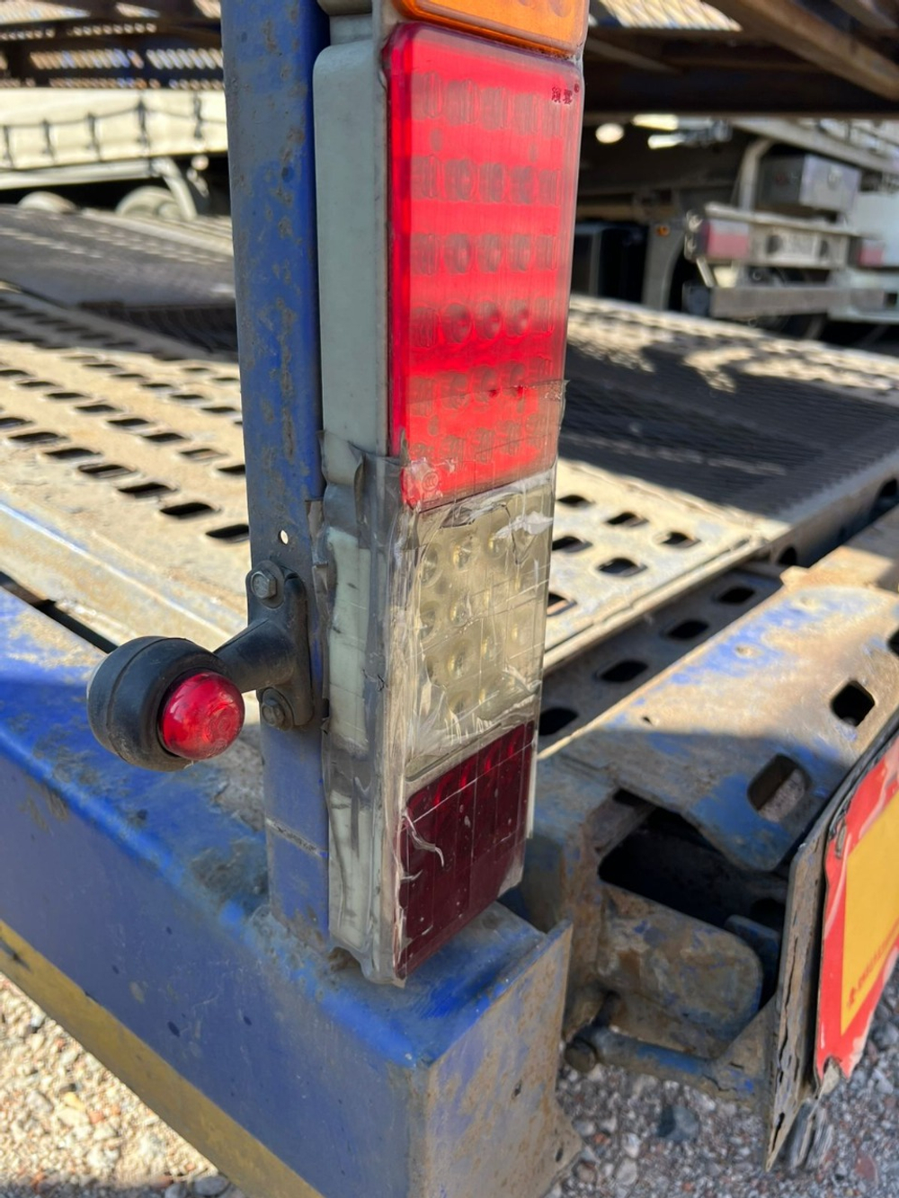 Rolfo LYZ9220* Полуприцеп автовоз LYZ9220TCL
