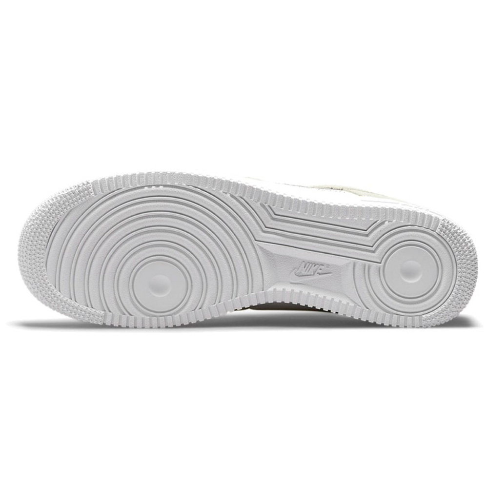 Кроссовки Nike Air Force 1 07 LV8 First Use