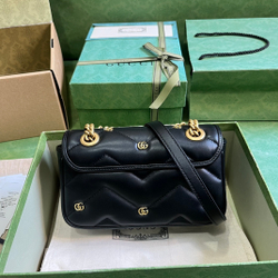 Gucci Marmont 22 cm