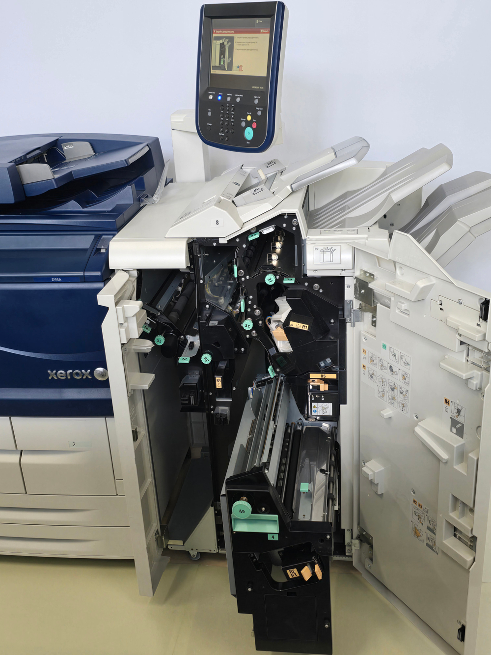 Цифровая печатная машина Xerox D95 Ref. + финишер LFN-1 (восстановленный)