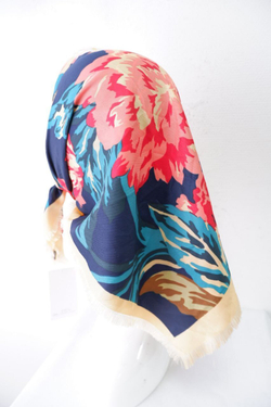 Платок Mango яркий