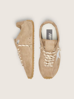 Marathon Speed with tobacco suede upper and silver star