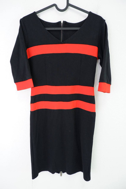 Платье трикотажное в полоску 42-44 размер