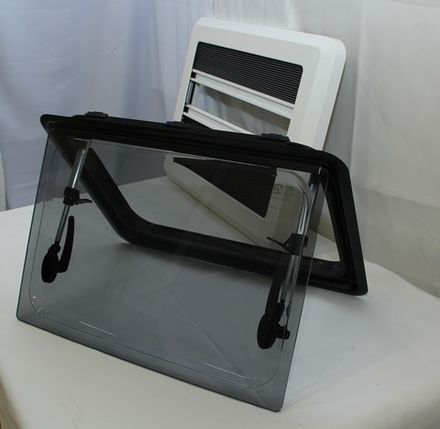 Окно откидное Mobile Comfort W8050P 800x500 мм, штора плиссированная, антимоскитка