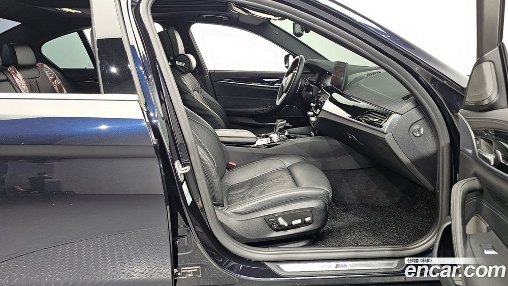 BMW 5 Series (G30) 530i xDrive M Sports (05.2021)