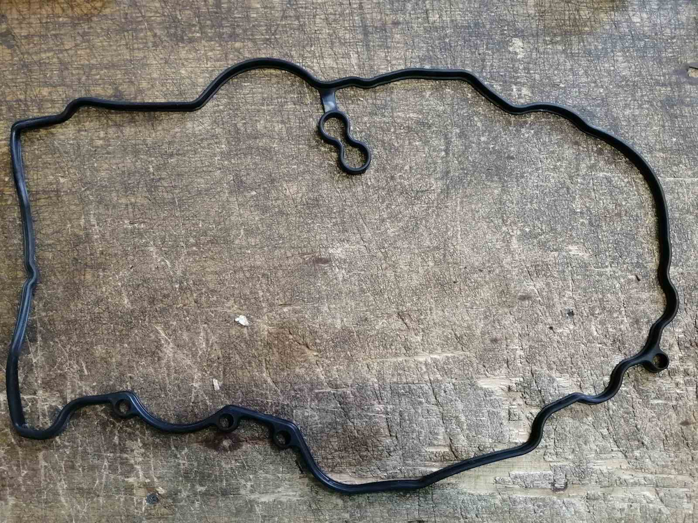 Прокладка крышки корпуса шестерен 8979452980