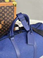 Сумка-мессенджер Louis Vuitton