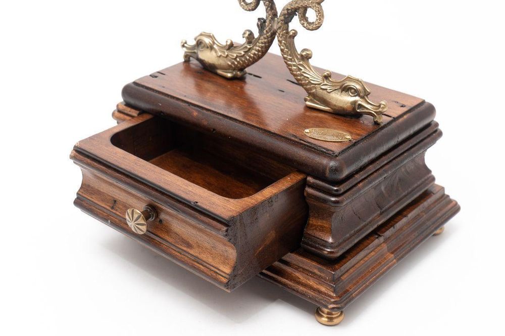 Capanni Часы настольные